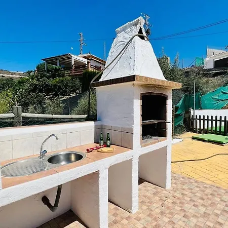 Alicia Villa Torrox