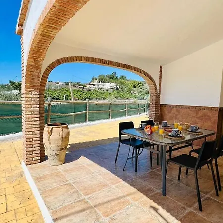 Villa Alicia *